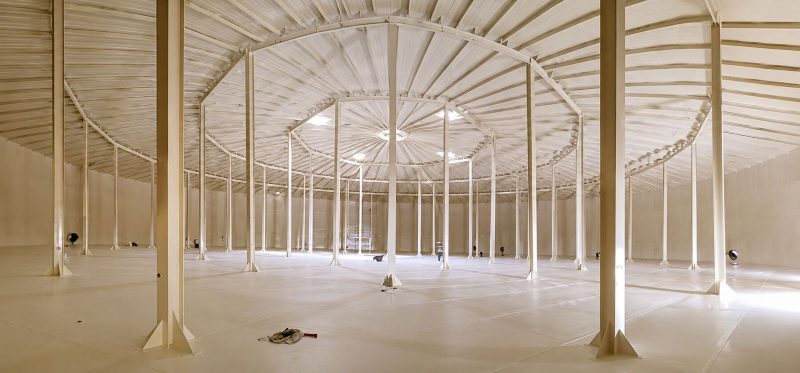 Interior lining of a steel tank where a coating holiday exposes bare steel
