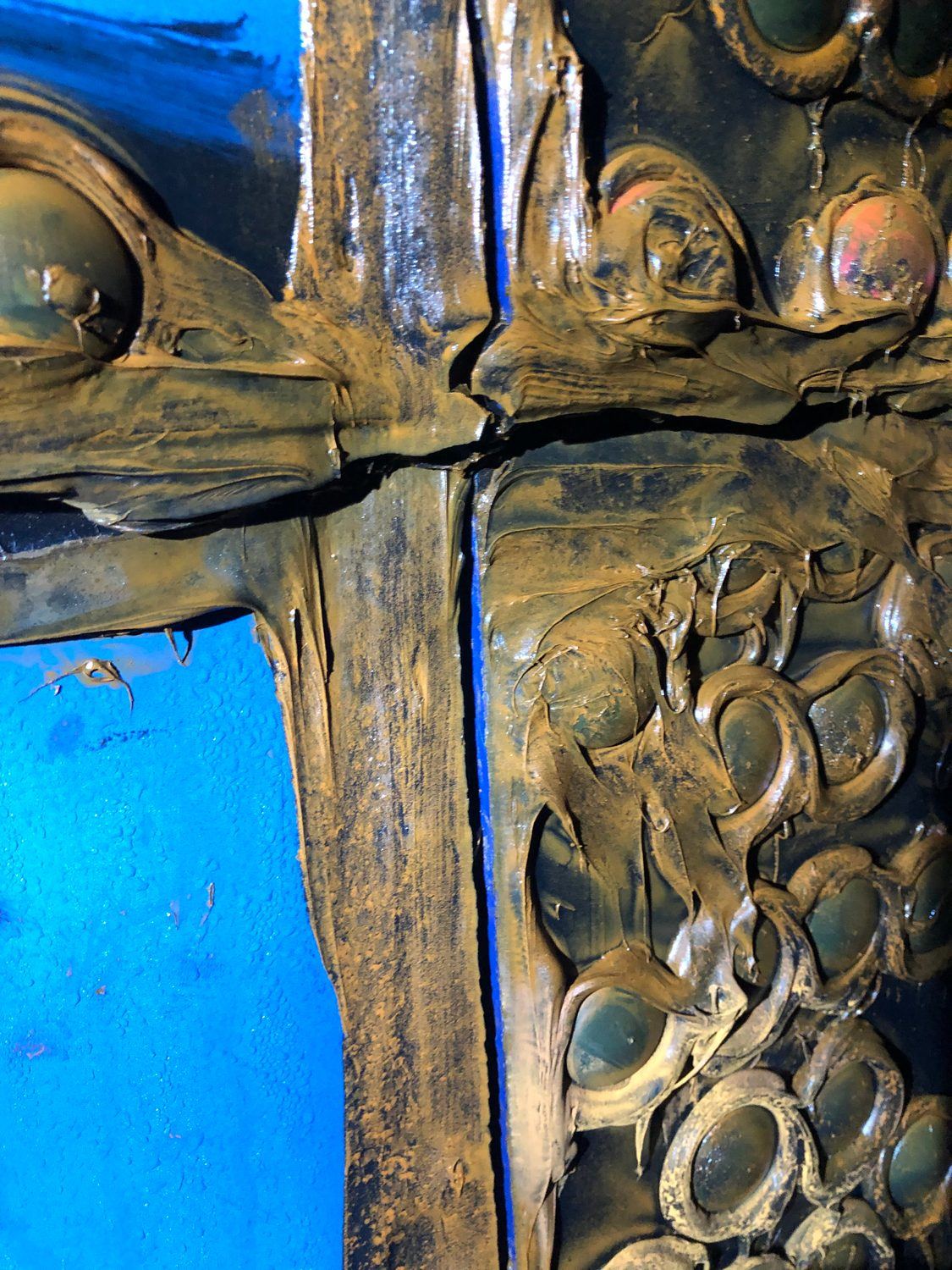 Heavily degraded sealant at a bolted panel joint intersection